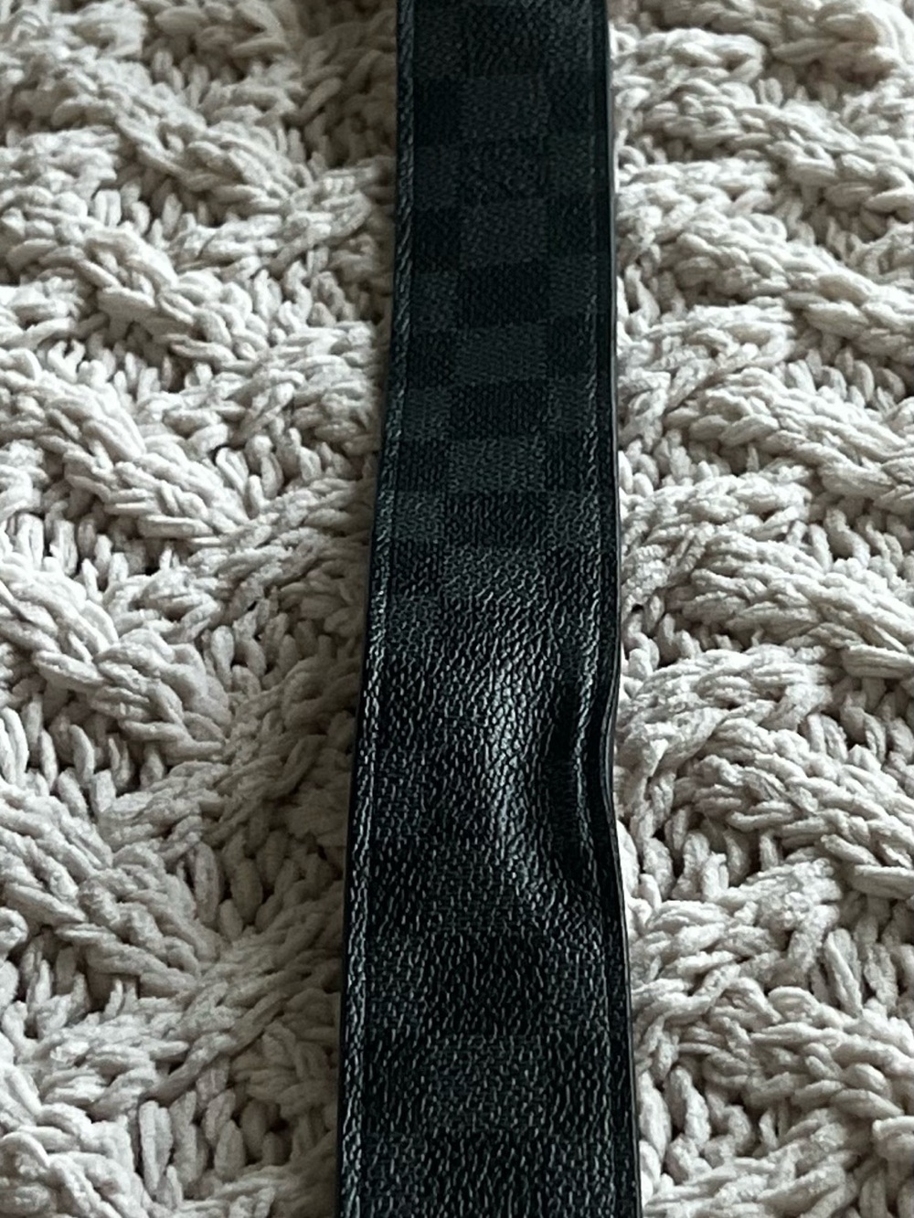 Louis Vuitton Black Damier Canvas Men’s Belt with Silver LV Buckle - Picture 6 of 8